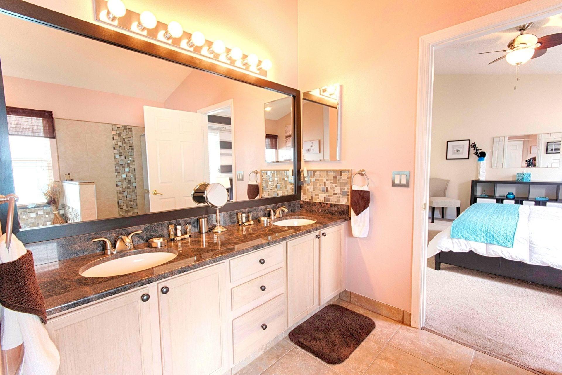 Bathroom with tub