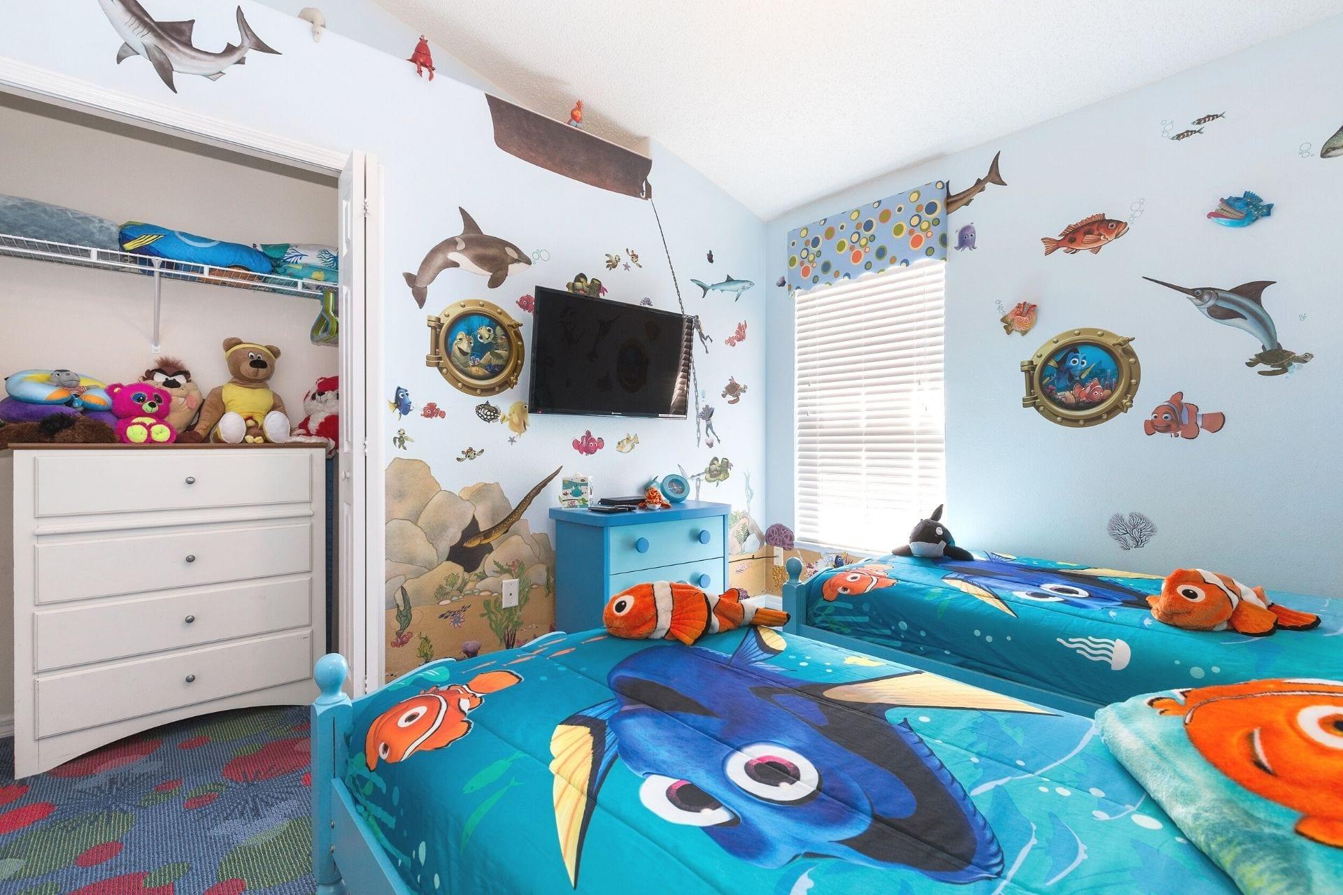 Guest bedroom detail