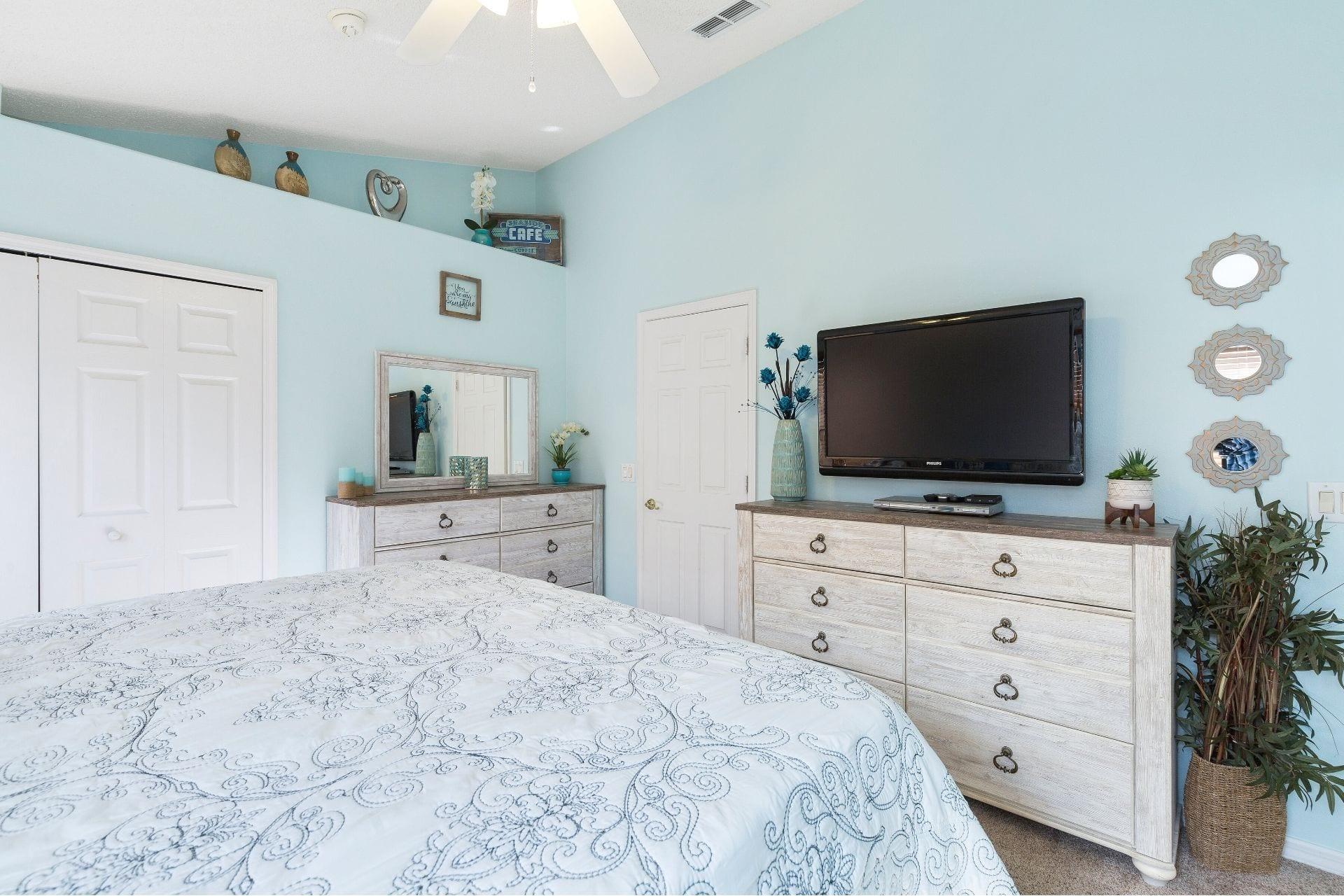 Cozy bedroom